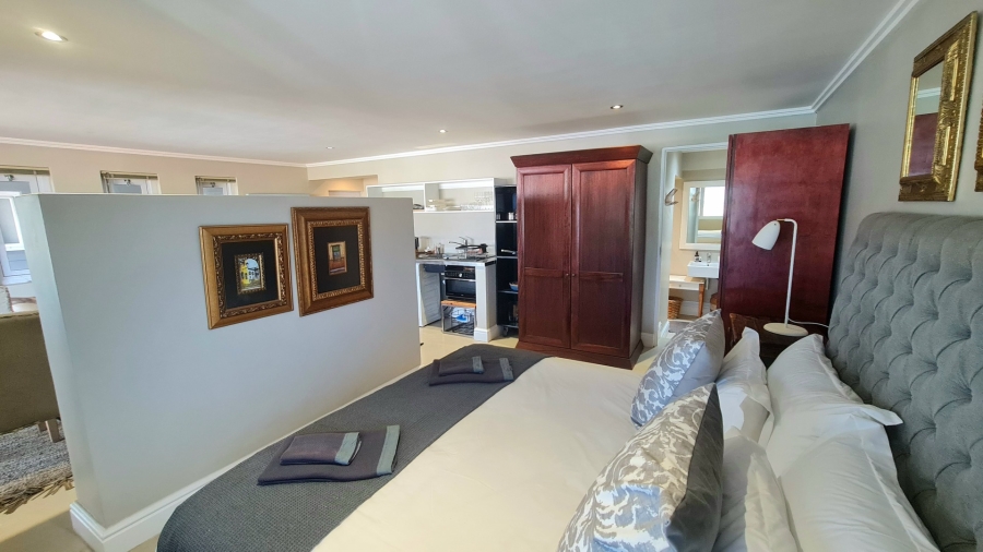 To Let 1 Bedroom Property for Rent in Thesen Islands Western Cape